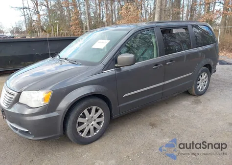 2016 Chrysler Town & Country Touring from USA, damaged, VIN 2C4RC1BG5GR245553